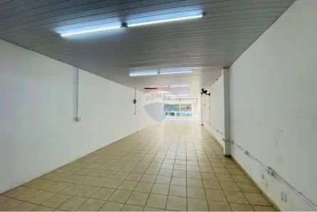 Conjunto Comercial / Sala à venda, 137m² no Vila Thais, Atibaia