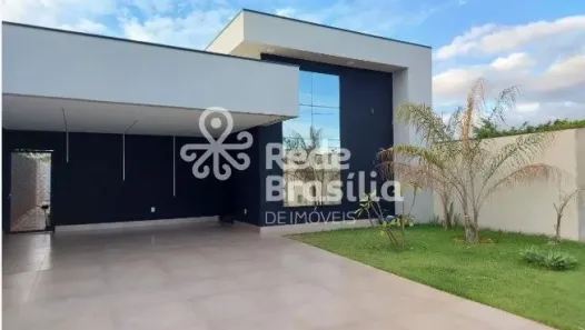 Casa de Condomínio com 3 Quartos para alugar, 250m² no Setor Habitacional Arniqueira, Brasília