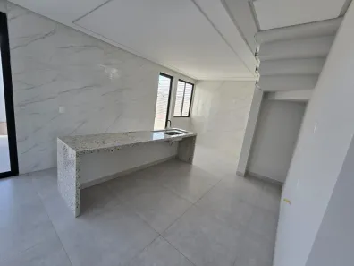 Casa de Condomínio com 4 Quartos à venda, 230m² no Jatobá, Petrolina