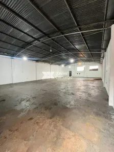 Galpão / Depósito / Armazém para alugar, 280m² no Zona Central, Rio Claro