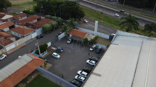 Galpão / Depósito / Armazém com 2 Quartos para alugar, 1890m² no Palmeiras, Araçatuba