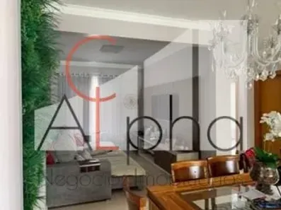 Sobrado com 4 Quartos para alugar, 450m² no Tamboré, Santana de Parnaíba