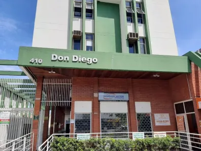 Loja / Salão / Ponto Comercial para alugar, 50m² no Centro, Londrina
