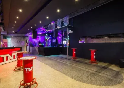 Prédio Inteiro à venda, 300m² no Barra, Salvador