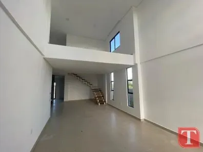 Casa de Condomínio com 3 Quartos para alugar, 257m² no , Massaranduba
