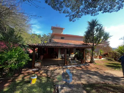 Fazenda / Sítio / Chácara com 5 Quartos à venda, 3600m² no , Mairinque