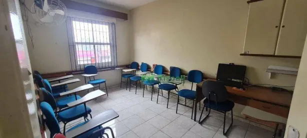 Casa Comercial para alugar, 145m² no Vila Santa Luzia, Taboão da Serra
