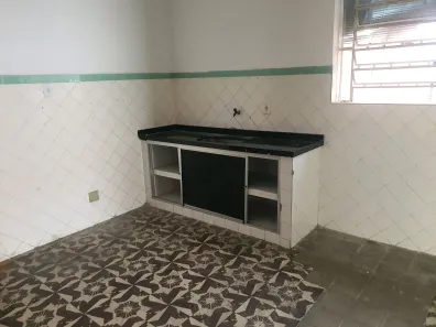 Casa com 3 Quartos para alugar, 130m² no São José, Campina Grande