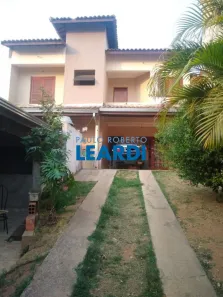 Sobrado com 4 Quartos à venda, 220m² no Residencial Serra Azul, Louveira