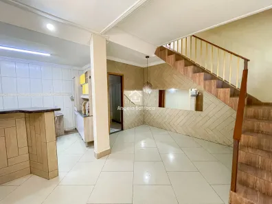Casa de Vila com 2 Quartos para alugar, 60m² no Barroco (Itaipuaçu), Maricá