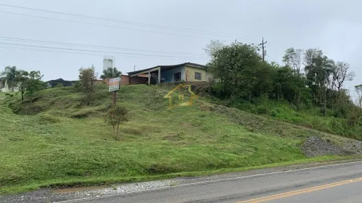 Fazenda / Sítio / Chácara com 4 Quartos à venda, 900m² no Estrada da Graciosa, Campina Grande do Sul