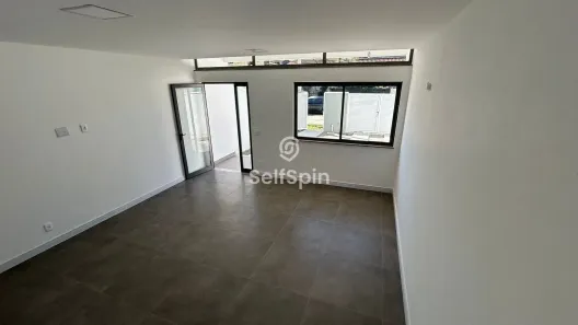 Casa de Condomínio com 3 Quartos para alugar, 145m² no Itaipu, Niterói
