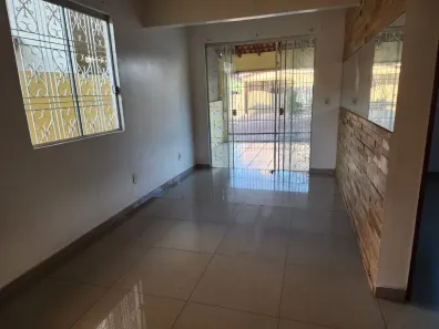 Casa de Condomínio com 3 Quartos para alugar, 89m² no Maracanã, Santarém