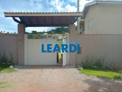 Fazenda / Sítio / Chácara com 4 Quartos à venda, 250m² no Jardim Colina do Sol, Bom Jesus dos Perdões