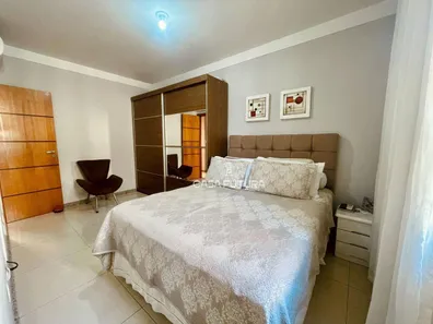 Casa de Condomínio com 3 Quartos à venda, 125m² no Retiro, Volta Redonda