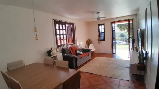 Casa com 3 Quartos à venda, 153m² no Pinheiro Machado, Santa Maria