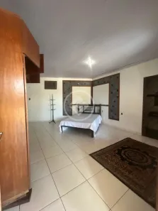 Casa com 25 Quartos para alugar, 1600m² no Setor Residencial Garavelo I, Trindade