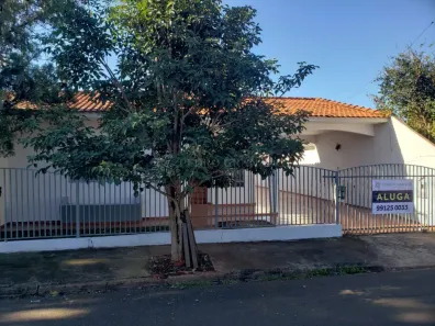 Casa com 3 Quartos para alugar, 113m² no Jardim América, Maringá