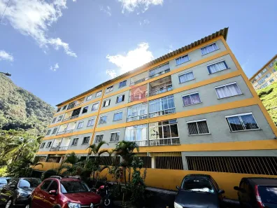 Apartamento com 2 Quartos para alugar, 50m² no Quitandinha, Petrópolis