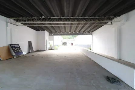 Galpão / Depósito / Armazém para alugar, 780m² no Várzea, Teresópolis