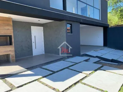 Sobrado com 3 Quartos à venda, 193m² no Do Salto, Blumenau
