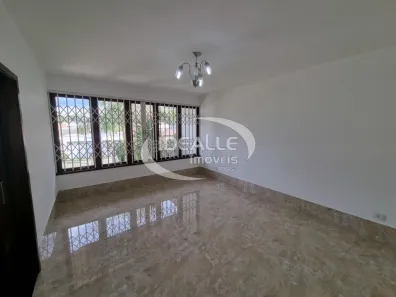 Casa com 4 Quartos para alugar, 307m² no Jardim Social, Curitiba