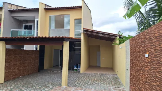 Casa com 3 Quartos à venda, 96m² no Mucunã, Maracanaú