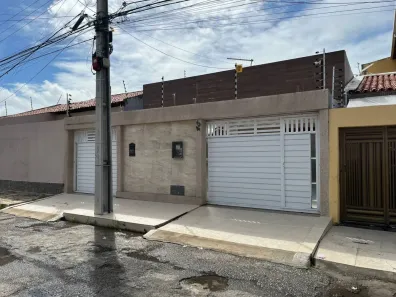Casa com 3 Quartos à venda, 180m² no Grageru, Aracaju