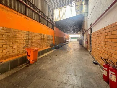 Galpão / Depósito / Armazém para alugar, 500m² no Jardim do Rio Cotia, Cotia
