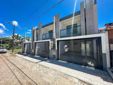 Casa de Condomínio com 3 Quartos à venda, 124m² no Itacolomi, Balneário Piçarras