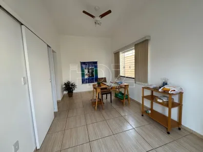 Conjunto Comercial / Sala para alugar, 214m² no Centro, Araraquara