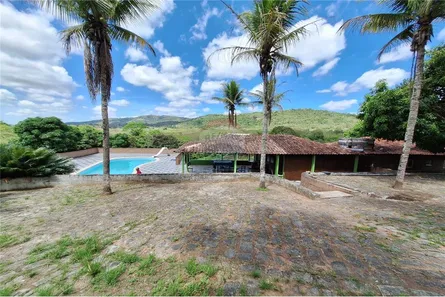 Fazenda / Sítio / Chácara com 4 Quartos à venda, 37358m² no Terra Vermelha, Agrestina