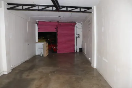 Loja / Salão / Ponto Comercial para alugar, 50m² no Aquilles Sthengel, Londrina