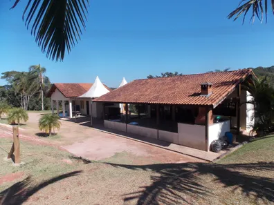 Fazenda / Sítio / Chácara com 2 Quartos à venda, 26000m² no Jardim dos Ipes, Mairinque