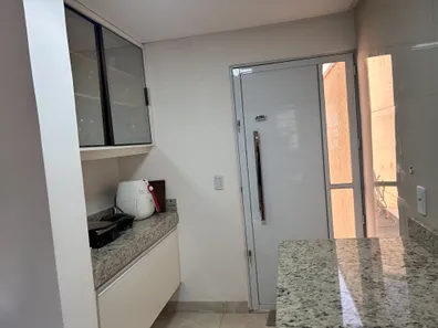 Casa de Condomínio com 2 Quartos para venda ou aluguel, 120m² no Jardim Decolores, Trindade