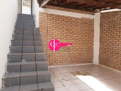 Casa com 2 Quartos para alugar, 40m² no Campo Limpo, Feira de Santana