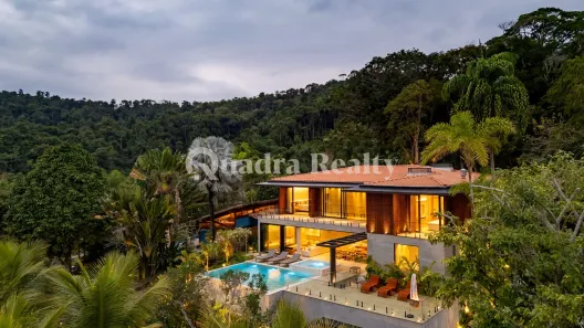 Casa de Condomínio com 6 Quartos à venda, 550m² no , Paraty