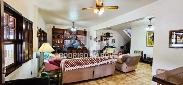 Casa de Condomínio com 4 Quartos à venda, 275m² no Bananeiras (Iguabinha), Araruama