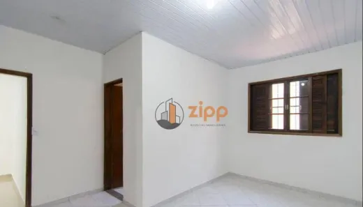 Casa com 3 Quartos para alugar, 160m² no Vila Vitório Mazzei, São Paulo