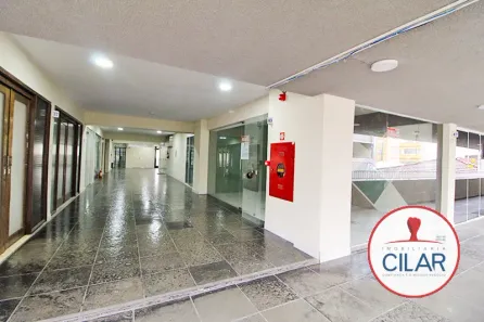 Loja / Salão / Ponto Comercial à venda, 53m² no Centro, Curitiba