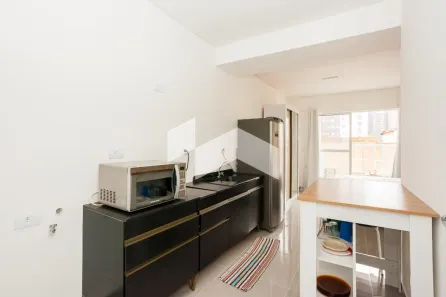 Apartamento com 1 Quarto para alugar, 30m² no Água Verde, Curitiba