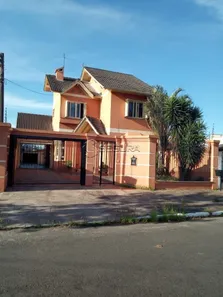 Sobrado com 3 Quartos à venda, 169m² no Niterói, Canoas