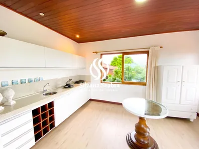 Casa com 3 Quartos à venda, 320m² no Campos do Jordão, Gravatá