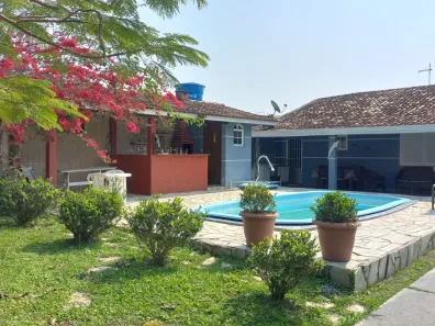 Casa com 3 Quartos para alugar, 75m² no Shangrila, Pontal do Paraná