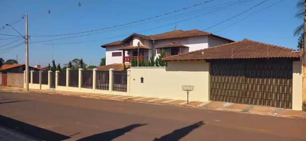 Casa com 5 Quartos à venda, 430m² no , Colina