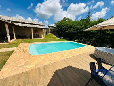 Fazenda / Sítio / Chácara com 3 Quartos à venda, 1300m² no , Mairinque