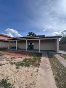 Casa de Condomínio com 3 Quartos para alugar, 140m² no Setor Habitacional Jardim Botânico, Brasília