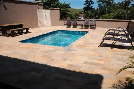 Fazenda / Sítio / Chácara com 4 Quartos à venda, 315m² no Centro, Jarinu