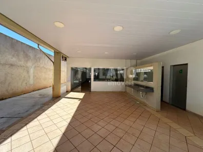 Loja / Salão / Ponto Comercial para alugar, 380m² no Jardim das Acácias, Cravinhos