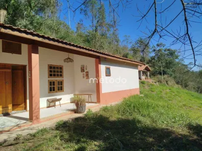 Fazenda / Sítio / Chácara com 2 Quartos à venda, 150m² no Freguesia da Escada, Guararema